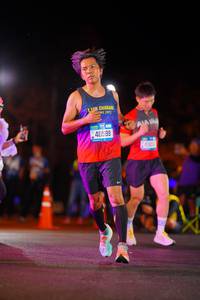 BIB: 2012, 40599
                            <button type="button" onclick="openModal(21534291)" class="btn btn-primary btn-sm float-right btn-popup" data-toggle="modal" data-target=".modal-high-quality">
                        <i class="fas fa-shopping-cart"></i> Add to Cart
                    </button>
                                            <button type="button" onclick="isThisMe(21534291, true)" class="btn btn-success btn-sm float-right btn-popup btn-isme hidden" data-toggle="tooltip" data-placement="bottom" title="นี่คือรูปของคุณใช่ไหม คลิกที่นี่เพื่อเอาเข้าอัลบั้ม">
                        <i class="fas fa-plus"></i> Add to album
                    </button>
                    <button type="button" onclick="isThisMe(21534291, false)" class="btn btn-warning btn-sm float-right btn-popup btn-isnotme hidden">
                        <i class="fas fa-ban"></i> Remove from album
                    </button>